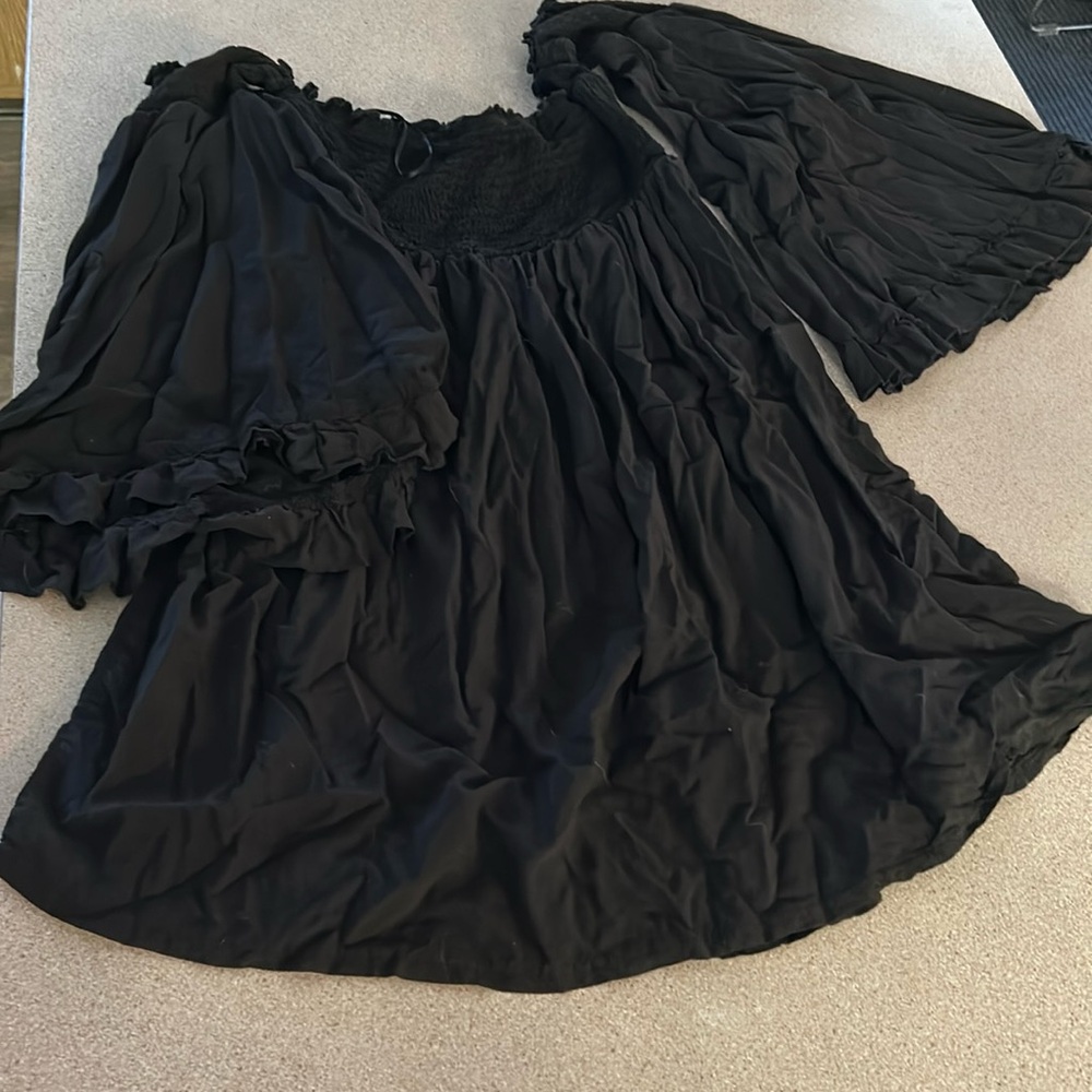 Off the shoulder top or short dress